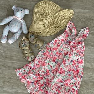 Baby girl summer hat and shoes